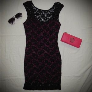 2/$20 Dress bundle!!
